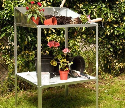 Halls Potting Bench